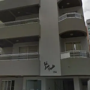 Apartamento Poucos Passos Do Mar, Itapema
